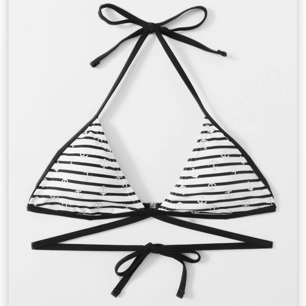 NWT STRIPED BLACK AND WHITE ANCHOR BIKINI TOP - Picture 1 of 5